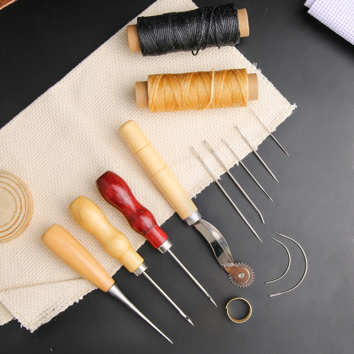 13 pezzi set da cucito in pell - Textile Sewing Kit recensione e prezzo