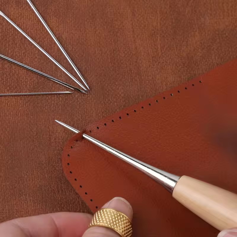 13 pezzi set da cucito in pell - Textile Sewing Kit recensione e prezzo